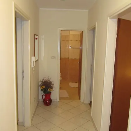 Apartman Ivanka Apartment *